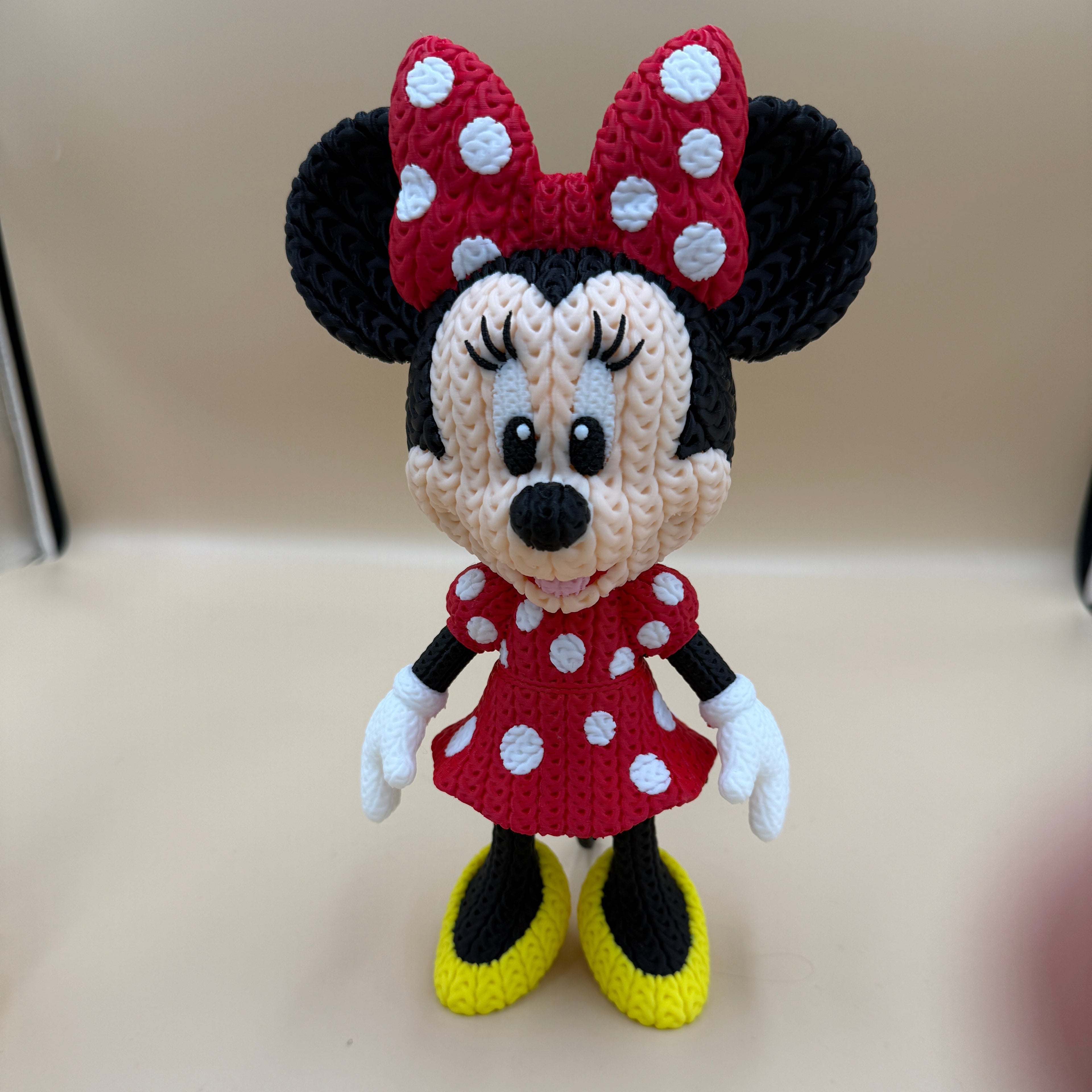 Minnie Mouse - knitted