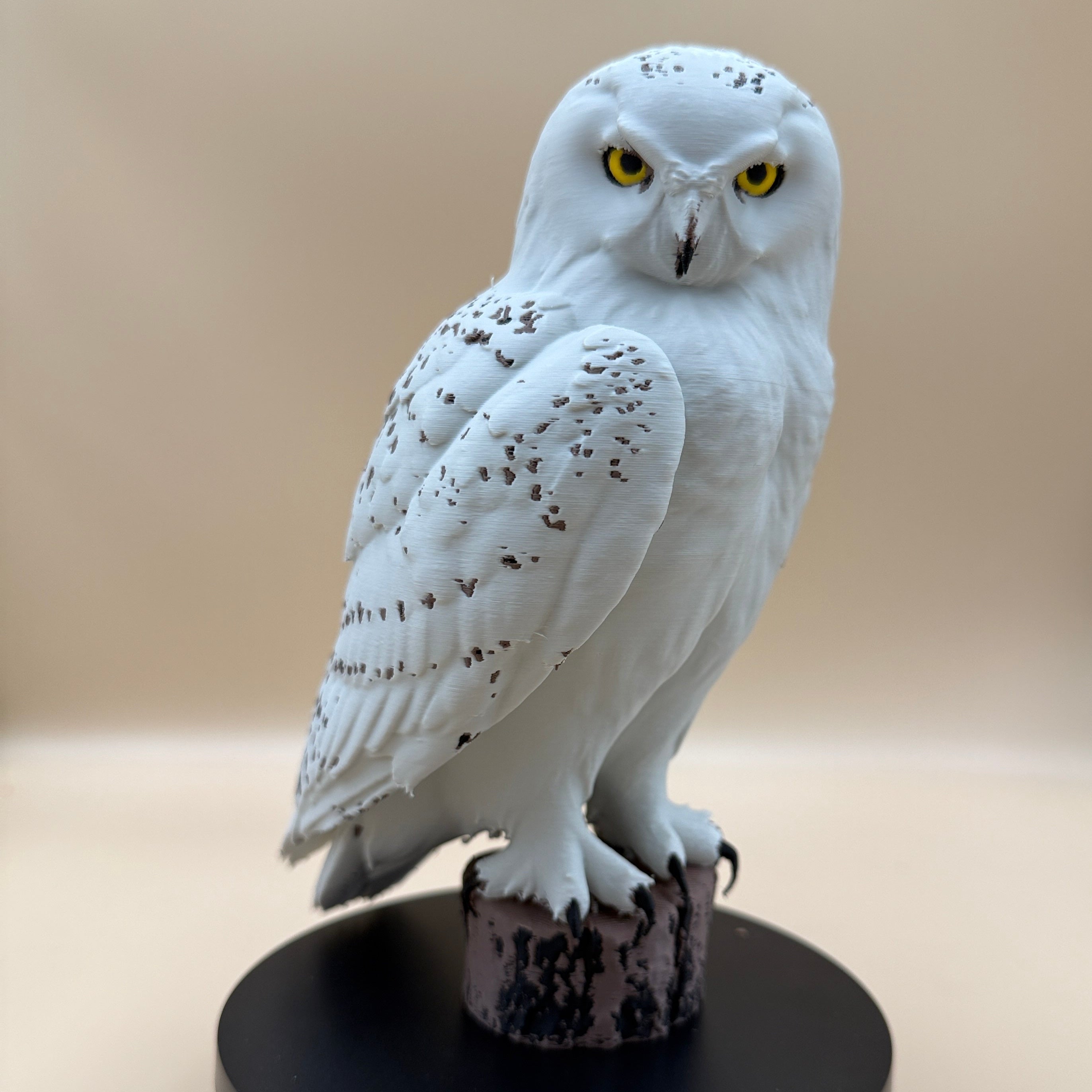 Glacier Guardian Snowy Owl on a Stump 3MF + Commercial License