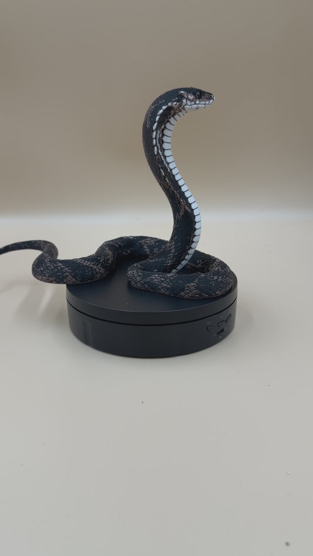 King Cobra Snake - PLA Indoors only